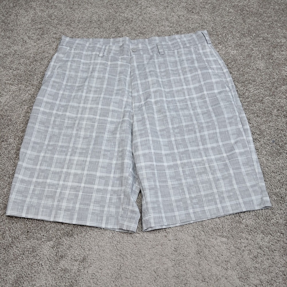 PGA Tour Mens Golf Shorts 34 Gray White Plaid Performance Flat Front SU23192